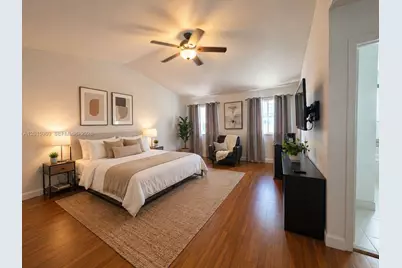 5402 Pointe Villa Dr #B, Lighthouse Point, FL 33064 - Photo 16