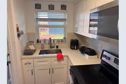 5300 Washington St #J214, Hollywood, FL 33021 - Photo 8