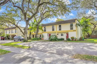 3300 Atlanta St #15F, Hollywood, FL 33021 - Photo 1