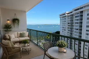 1408 Brickell Bay Dr, Miami, FL 33131 - Photo 4