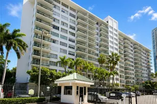 1408 Brickell Bay Dr, Miami, FL 33131 - Photo 24