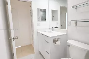 1408 Brickell Bay Dr, Miami, FL 33131 - Photo 10