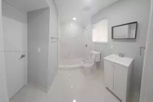 11941 SW 200th St, Miami, FL 33177 - Photo 8
