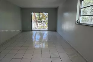 7101 Byron Ave, Miami Beach, FL 33141 - Photo 6