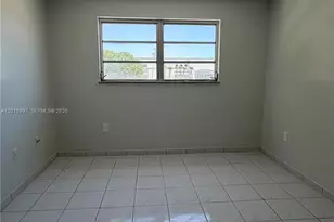 7101 Byron Ave, Miami Beach, FL 33141 - Photo 12