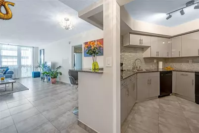 3725 S Ocean Dr #1015, Hollywood, FL 33019 - Photo 10