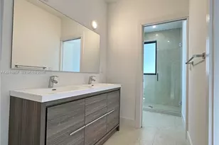 5481 W Oak Wy, Dania Beach, FL 33314 - Photo 8