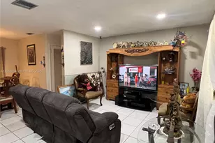 508 SW 17th Ave, Homestead, FL 33030 - Photo 4