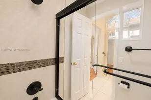 854 San Remo Dr, Weston, FL 33326 - Photo 22