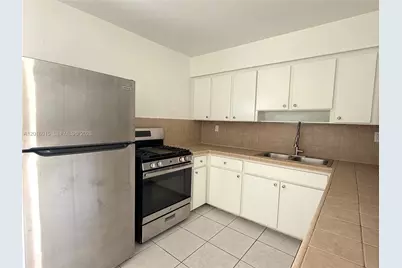 1740 SW 47th Ave, Fort Lauderdale, FL 33317 - Photo 2