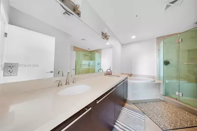 7928 East Dr #305, North Bay Village, FL 33141 - Photo 14