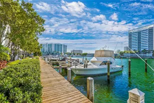 7928 East Dr, North Bay Village, FL 33141 - Photo 38