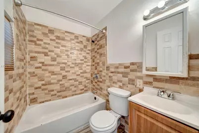 2890 NW 160th St, Miami Gardens, FL 33054 - Photo 18