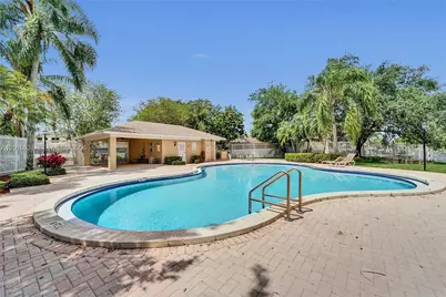 11730 NW 12th St, Pembroke Pines, FL 33026 - Photo 42