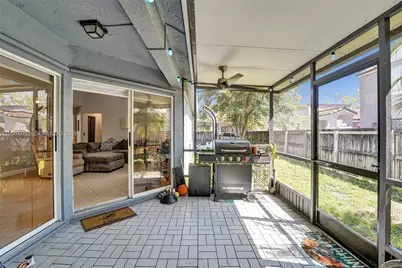 11730 NW 12th St, Pembroke Pines, FL 33026 - Photo 36