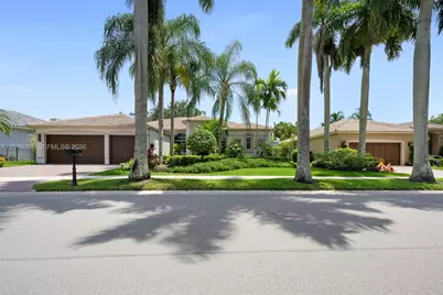 2538 Eagle Run Dr, Weston, FL 33327 - Photo 2