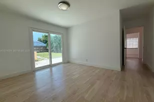 11143 E Model Cir E, Boca Raton, FL 33428 - Photo 12