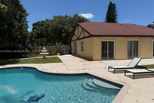 11143 E Model Cir E, Boca Raton, FL 33428 - Photo 20