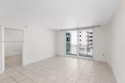 345 Ocean Dr #424, Miami Beach, FL 33139 - Photo 6