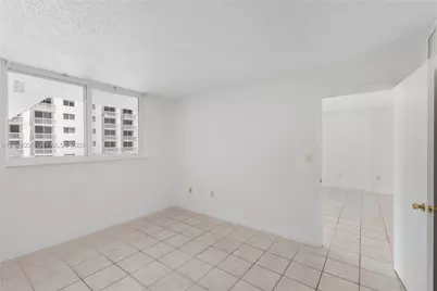 345 Ocean Dr #424, Miami Beach, FL 33139 - Photo 10