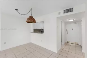 345 Ocean Dr, Miami Beach, FL 33139 - Photo 8