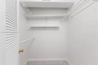 345 Ocean Dr #424, Miami Beach, FL 33139 - Photo 16