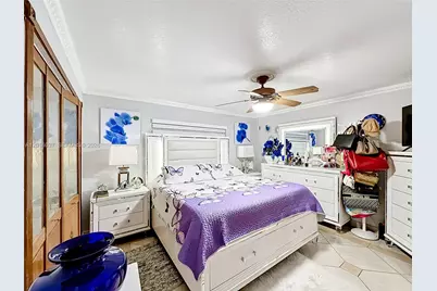 1652 W 42nd Pl #2, Hialeah, FL 33012 - Photo 18