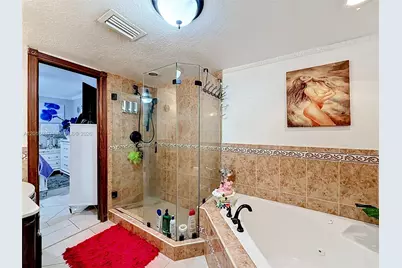 1652 W 42nd Pl #2, Hialeah, FL 33012 - Photo 22
