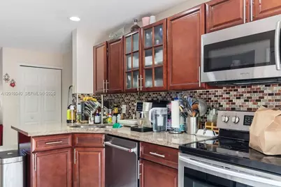 5605 NW 109th Ave #71, Doral, FL 33178 - Photo 6