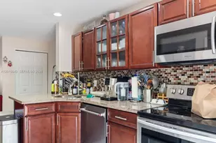 5605 NW 109th Ave, Doral, FL 33178 - Photo 6