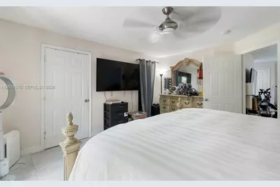 5605 NW 109th Ave #71, Doral, FL 33178 - Photo 8