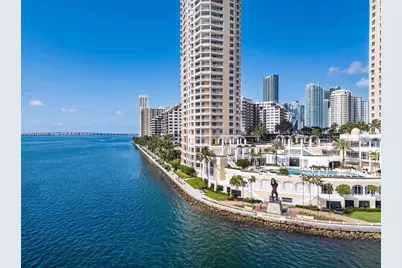 808 Brickell Key Dr #3304, Miami, FL 33131 - Photo 6