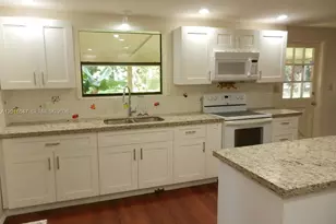 18950 SW 240th St, Homestead, FL 33031 - Photo 14