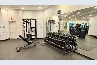 300 S Biscayne Blvd #T-1705, Miami, FL 33131 - Photo 18