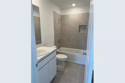 509 NE 1st Dr, Florida City, FL 33034 - Photo 12