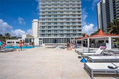 19201 Collins Ave #425, Sunny Isles Beach, FL 33160 - Photo 10