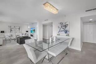 20191 E Country Club Dr, Aventura, FL 33180 - Photo 4