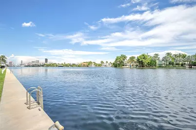 20191 E Country Club Dr #601, Aventura, FL 33180 - Photo 26