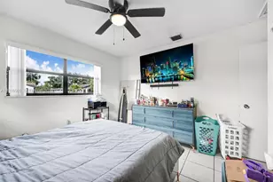 2352 NW 102nd St, Miami, FL 33147 - Photo 32