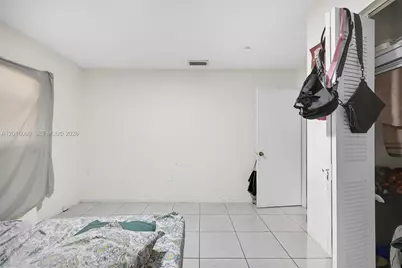 2352 NW 102nd St, Miami, FL 33147 - Photo 10