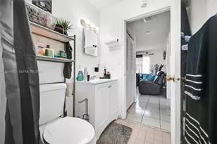 2352 NW 102nd St, Miami, FL 33147 - Photo 34