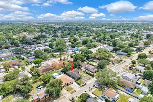 2352 NW 102nd St, Miami, FL 33147 - Photo 50
