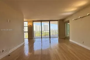 18181 NE 31st Ct, Aventura, FL 33160 - Photo 14