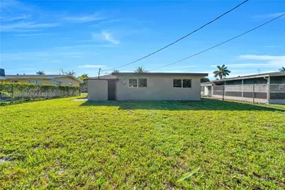 2512 Alcazar Dr, Miramar, FL 33023 - Photo 26
