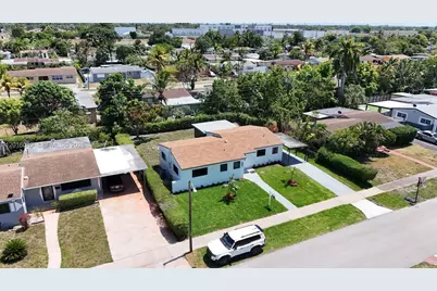 1020 NW 197th Ter, Miami Gardens, FL 33169 - Photo 8