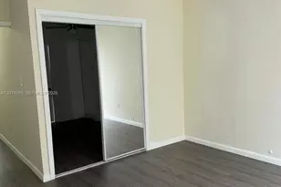 1007 Meridian Ave, Miami Beach, FL 33139 - Photo 16