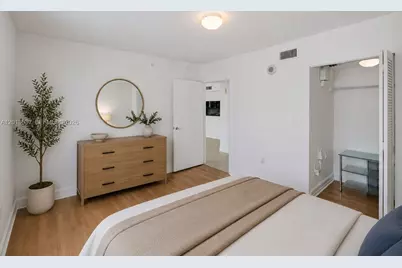 31 SE 5th St #2305, Miami, FL 33131 - Photo 26