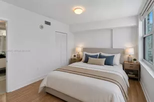 31 SE 5th St, Miami, FL 33131 - Photo 18