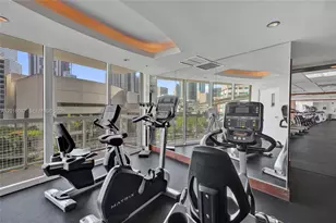 31 SE 5th St, Miami, FL 33131 - Photo 30