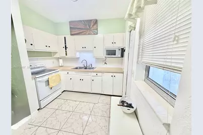 825 S 20th Ave #A, Hollywood, FL 33020 - Photo 1